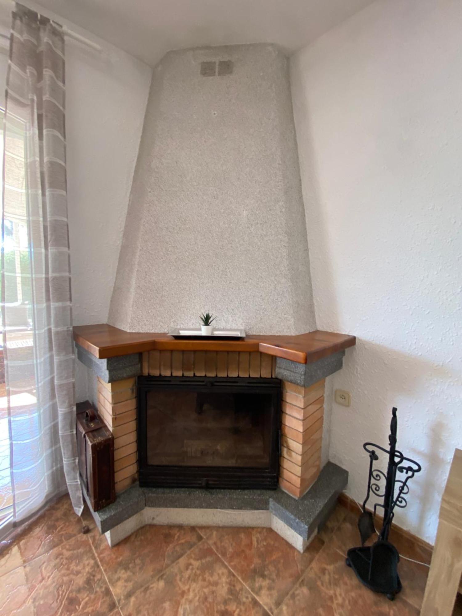 Villa Caramonte, En Costa Dorada Les Tres Cales Екстер'єр фото